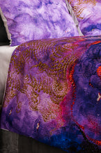 Load image into Gallery viewer, SHEET SET DUVET COVERS Flying without obsticles violet
