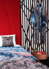 Load image into Gallery viewer, SET QUILT AND 2 DECORATIVE CUSHIONS Flying without obsticles blue
