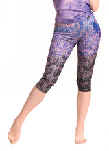 Load image into Gallery viewer, YOGA SET Flying without obsticles violet
