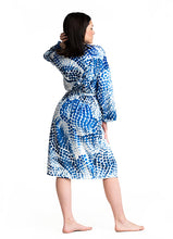 Load image into Gallery viewer, BATHROBE VELVET Kristina the Dragon
