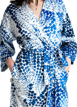 Load image into Gallery viewer, BATHROBE VELVET Kristina the Dragon
