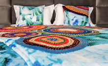 Load image into Gallery viewer, SET QUILT AND 2 DECORATIVE CUSHIONS To the clouds orange
